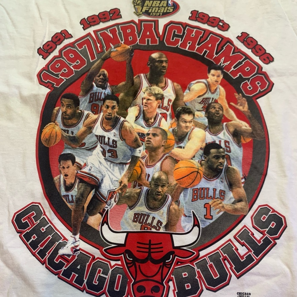 MOVING SALE -NWT VTG 97 Chicago Bulls Starter Championship Shirt -OFFERS/BUNDLES